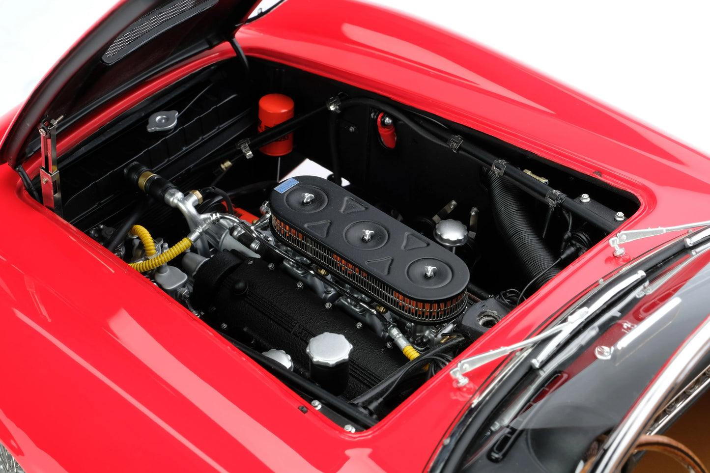 Amalgam 1/8 scale Ferrari 250 GT California Spyder SWB (1960) L Edition in Red (*Shipping included*)