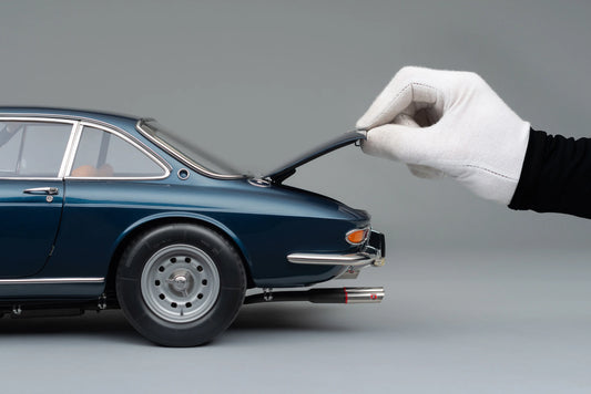 Amalgam (*shipping included*) Ferrari 330 GTC (1966) | Limited Edition 1:8 SCALE