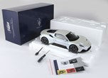 BBR *POSTAGE INCLUDED* Maserati MC20 Bianco Audace 1/18 HE180051ABF