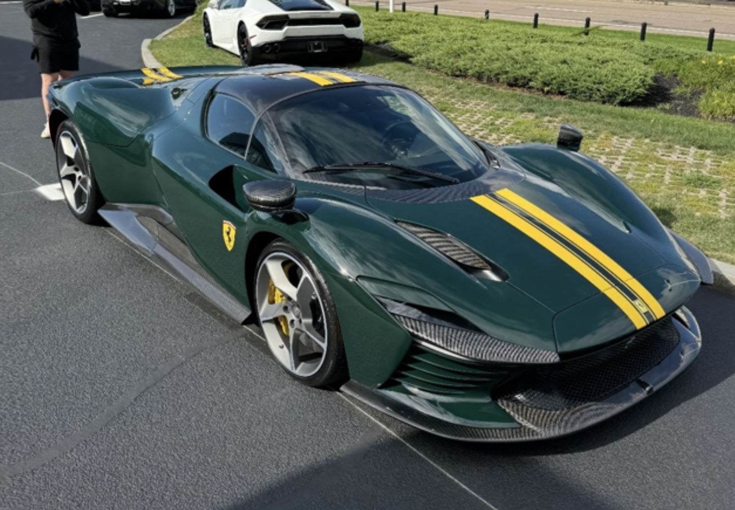 BBR *POSTAGE INCLUDED* Ferrari SP3 Daytona open roof British Green and yellow stripe 1/18 P18214TML Pre-Order