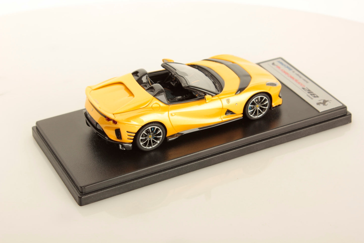 Looksmart *SPEDIZIONE INCLUSA* LS531A Ferrari 812 Competizione A SPEDIZIONE GRATUITA 1:43 Giallo