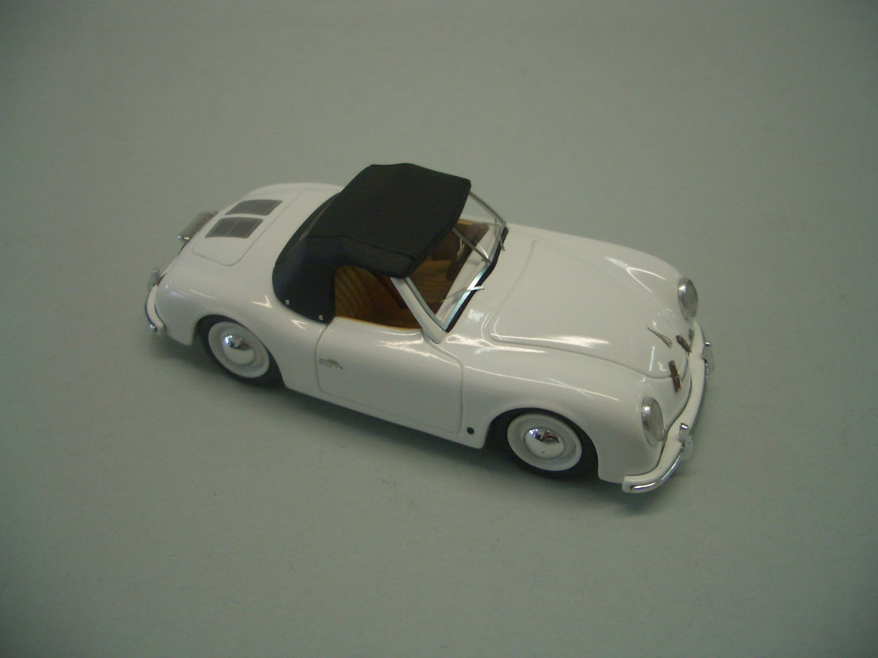 Looksmart LS293 Porsche 356 America Roadster 1952 1:43