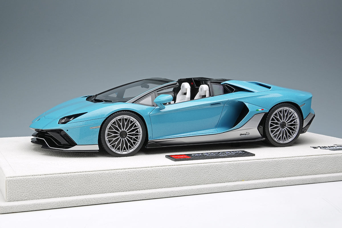 メイクアップ 直販限定 Aventador LP780-4 Ultimae 0318125511_6415361f12fbe.jpg