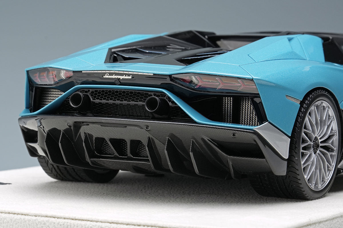 Make Up EML093 Lamborghini Aventador LP780-4 Ultimae Roadster -Tribute Miura Roadster- 2022 1/18