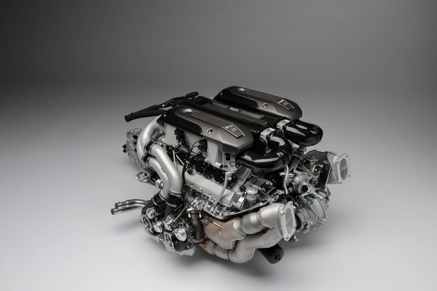 Amalgam (*shipping included*) Bugatti Chiron 8.0L W16 Engine and Gearbox 2016 1/4 SCALE