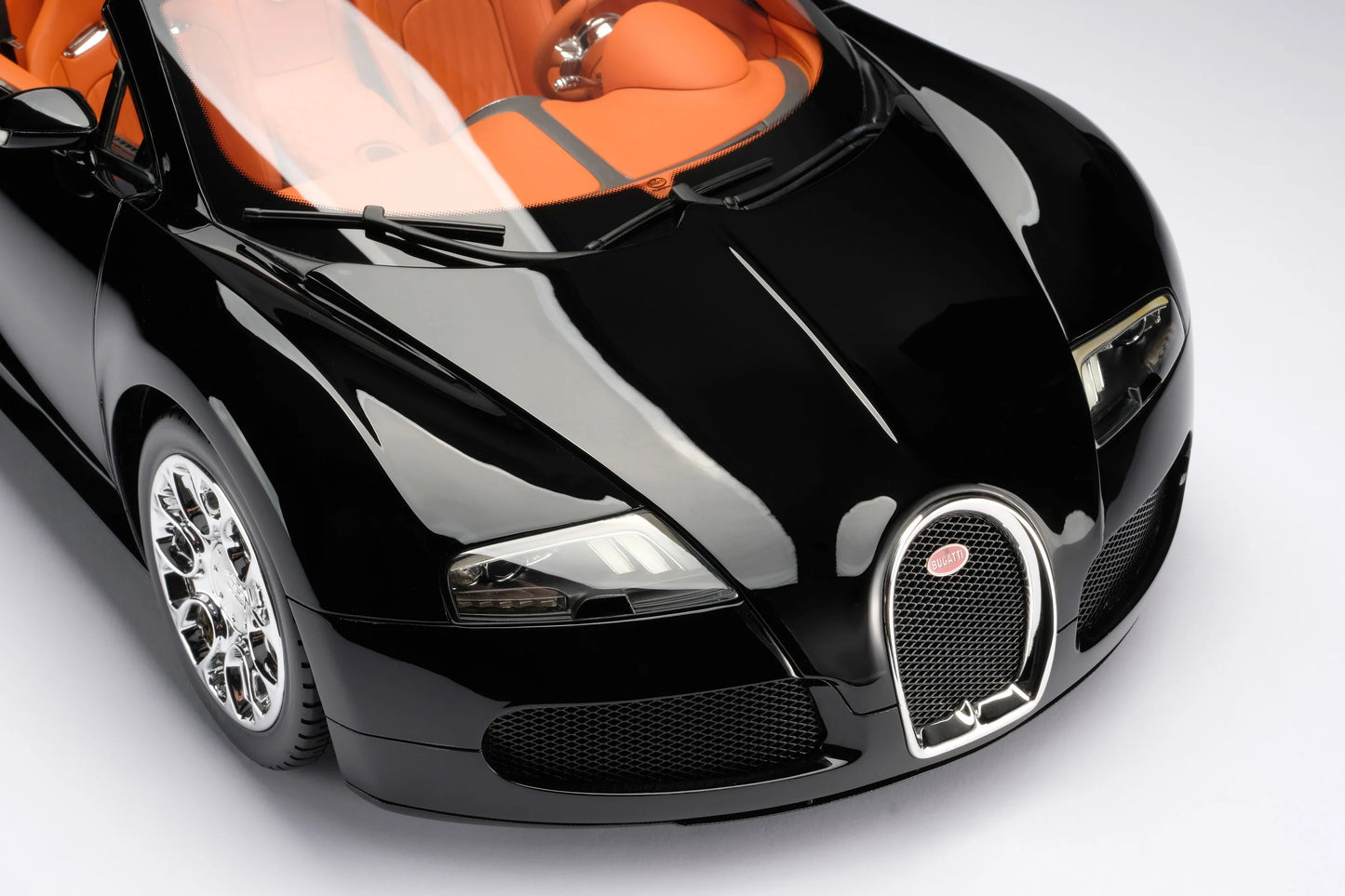 Amalgam Bugatti Veyron Grand Sport (2009) | Limited Edition in Black 1:8 SCALE