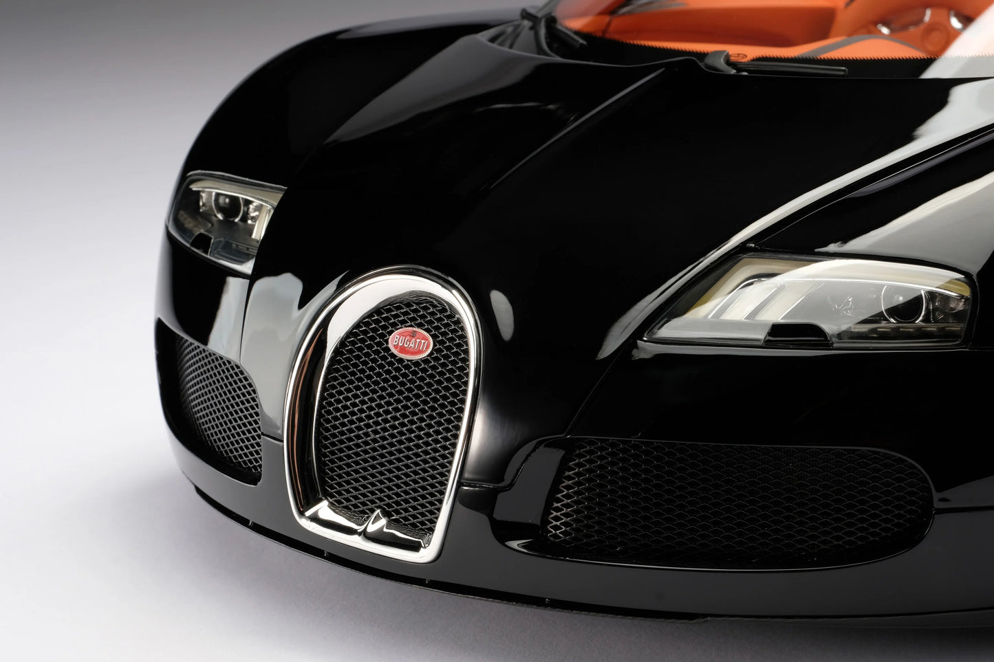 Amalgam Bugatti Veyron Grand Sport (2009) | Limited Edition in Black 1:8 SCALE