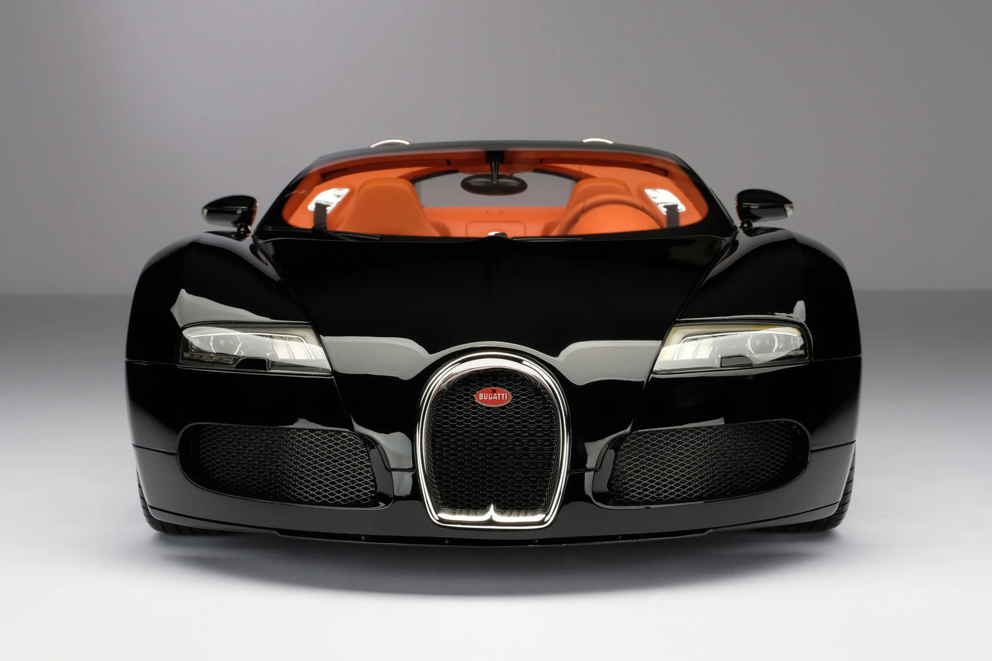 Amalgam Bugatti Veyron Grand Sport (2009) | Limited Edition in Black 1:8 SCALE