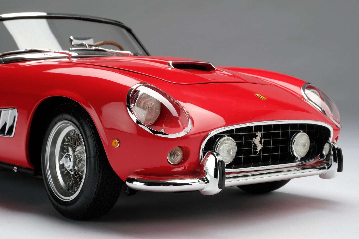 Amalgam Ferrari 250 GT California Spyder SWB (1960) | Limited Edition in Red 1:8