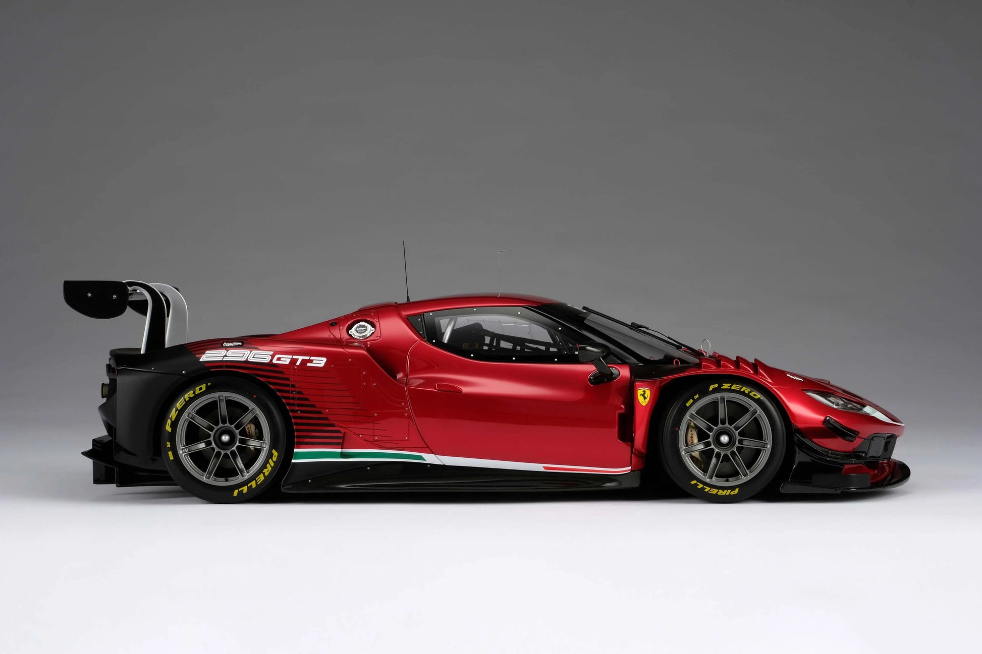 Amalgam Ferrari 296 GT3 | Limited Edition 1:8 SCALE