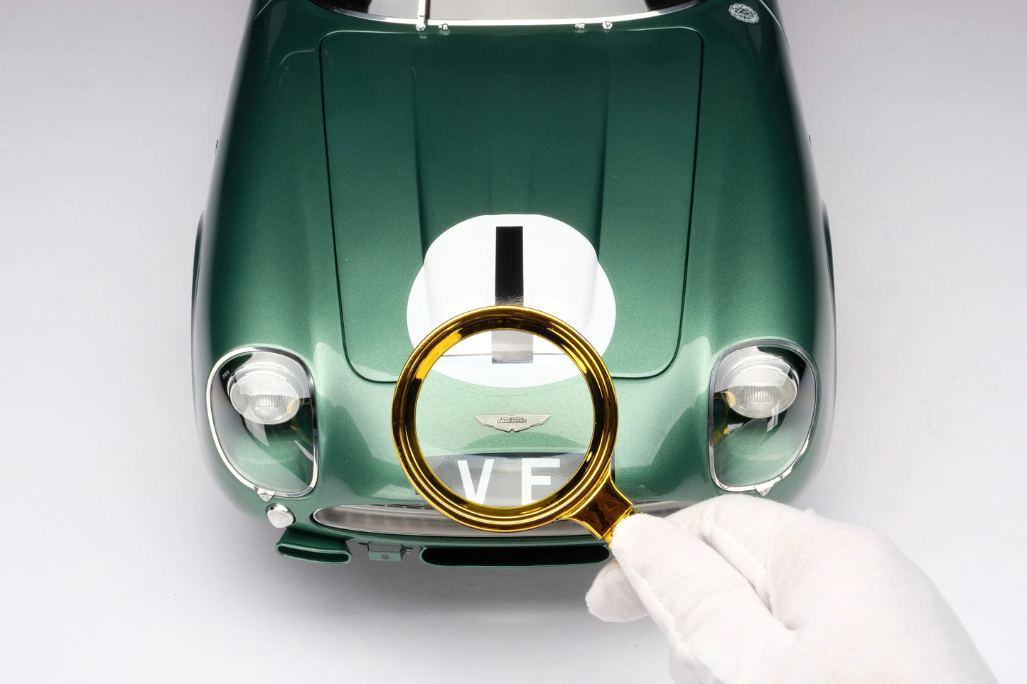 Amalgam Aston Martin DB4 GT Zagato - 1961 Goodwood TT - Salvadori | Limited Edition 1:8 SCALE