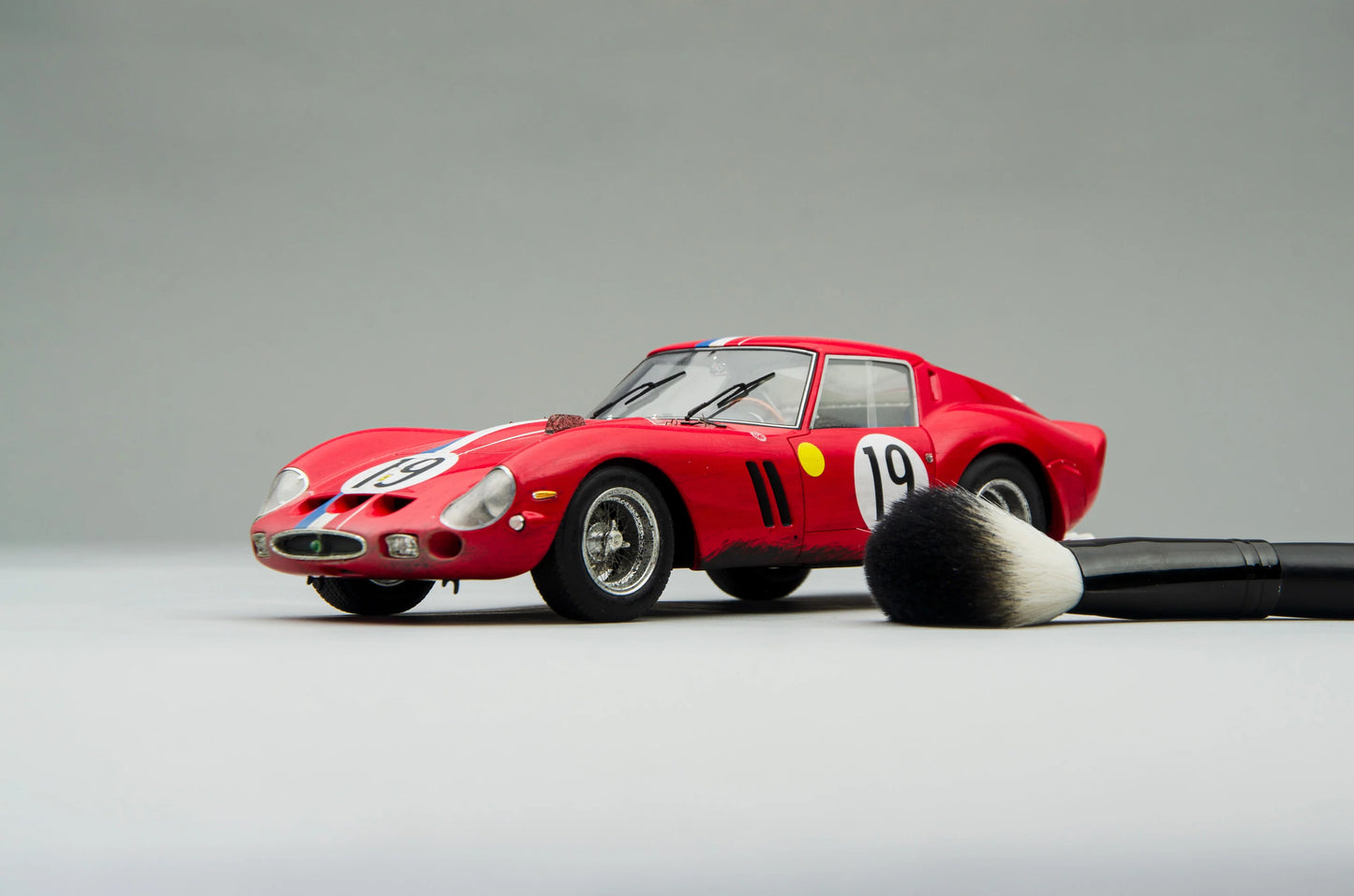 Amalgam Ferrari 250 GTO - 3705GT - 1962 Le Mans Class Winner - Race Weathered 1:18 SCALE