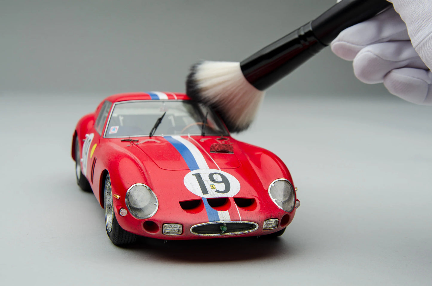 Amalgam Ferrari 250 GTO - 3705GT - 1962 Le Mans Class Winner - Race Weathered 1:18 SCALE