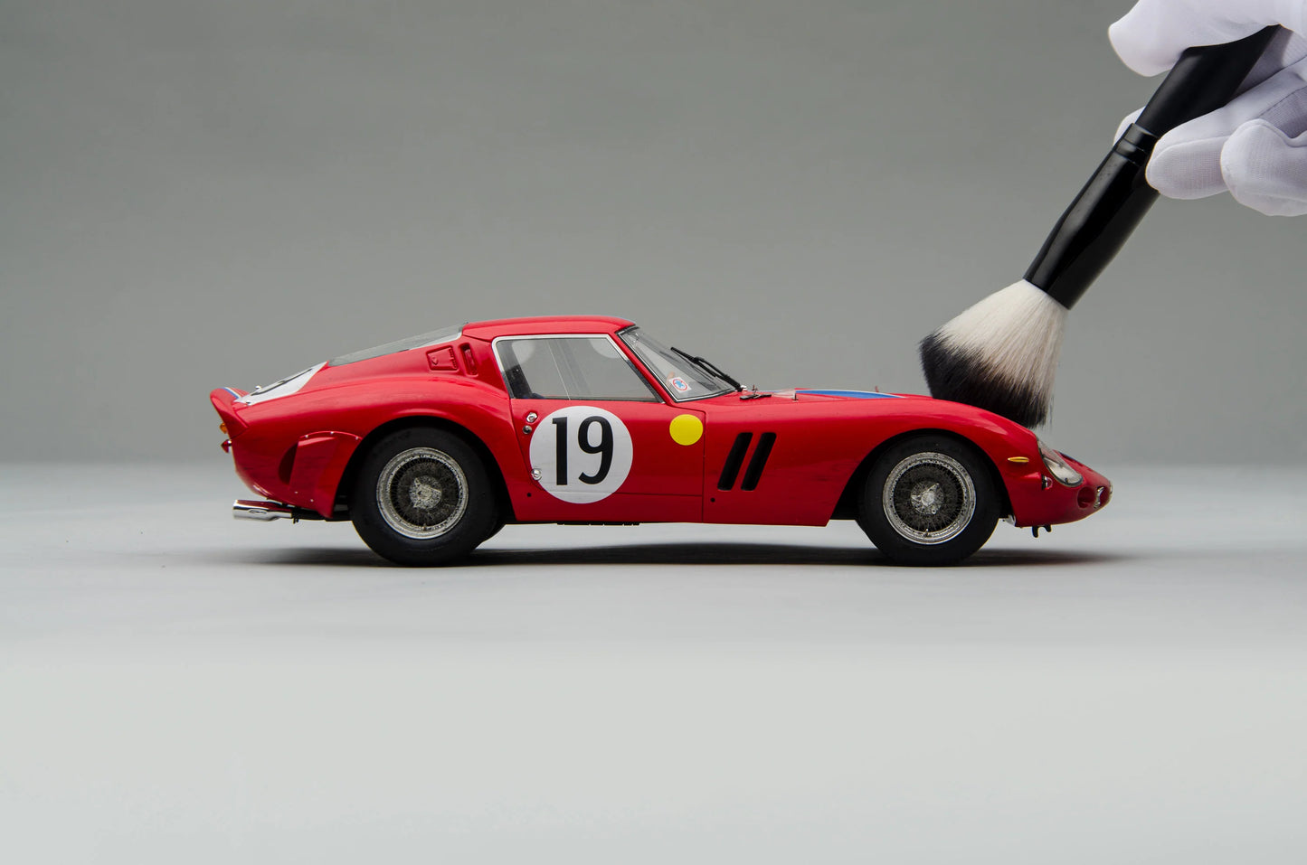 Amalgam Ferrari 250 GTO - 3705GT - 1962 Le Mans Class Winner - Race Weathered 1:18 SCALE