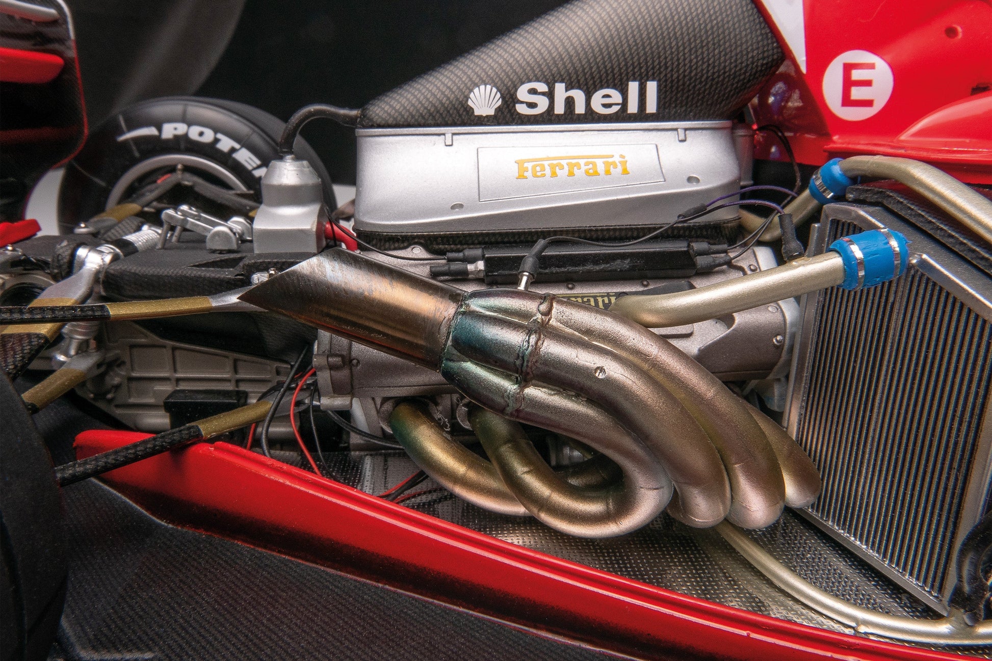 Amalgam 1:8 scale Ferrari 812 Competizione A - Revilo Model Cars Amalgam 1:8 scale Ferrari 812 Competizione A - Revilo Model Cars