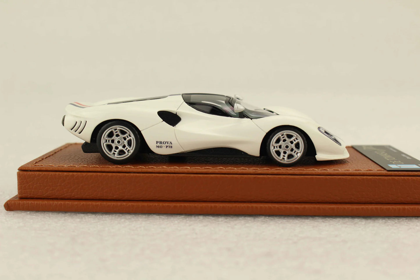 Peako 1/43 De Tomaso P72 Lemans Classic Model Gloss White with Stripe Ltd 50 pcs