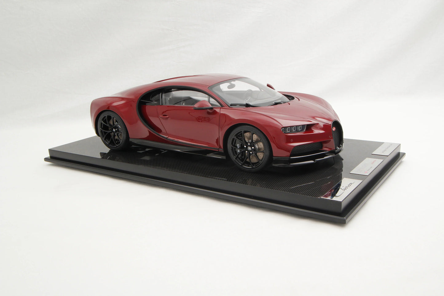 Amalgam Bugatti Chiron - Tailor Made 1:8 SCALE