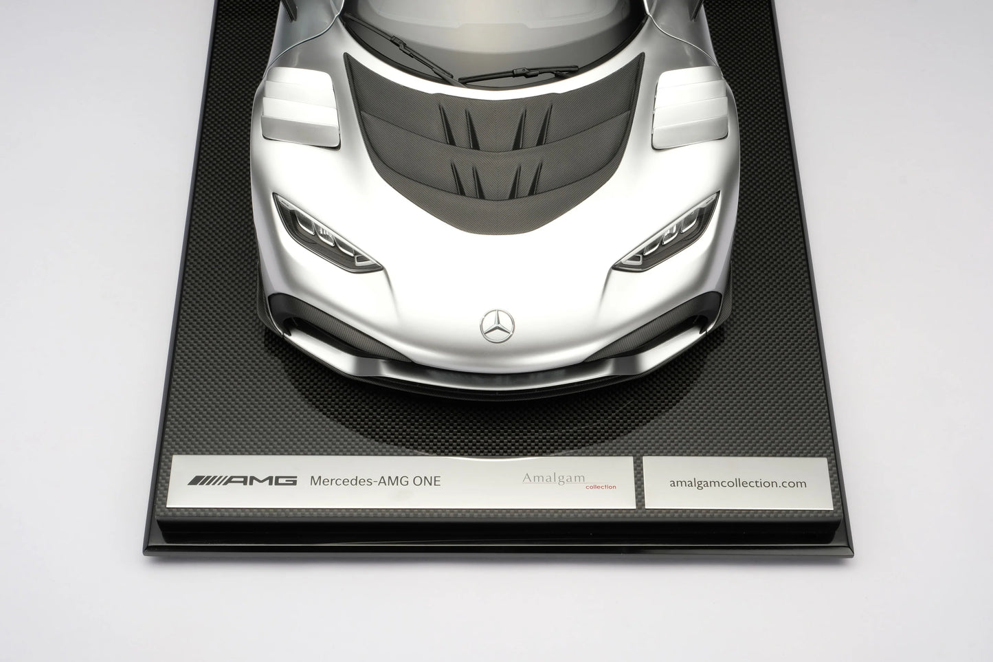 Amalgam Mercedes-AMG ONE (2022) | Limited Edition 1:8 SCALE