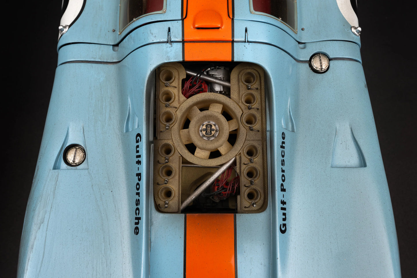 Amalgam Porsche 917K - 1971 Daytona Winner - Gulf Livery - Race Weathered 1:8 SCALE