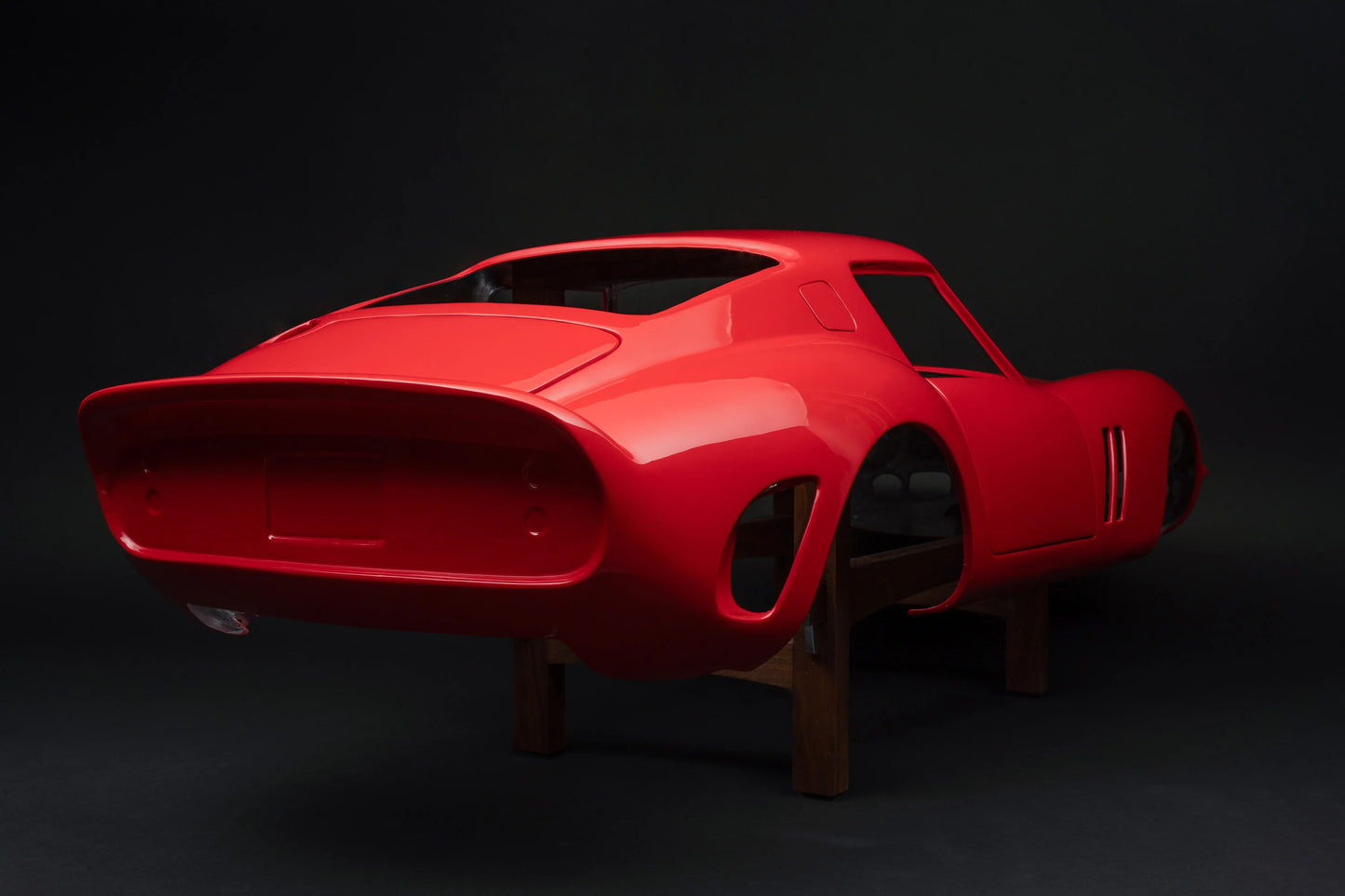 Amalgam Ferrari 250 GTO - Painted Aluminium Body Replica | Red Painted Finish 1:4 SCALE