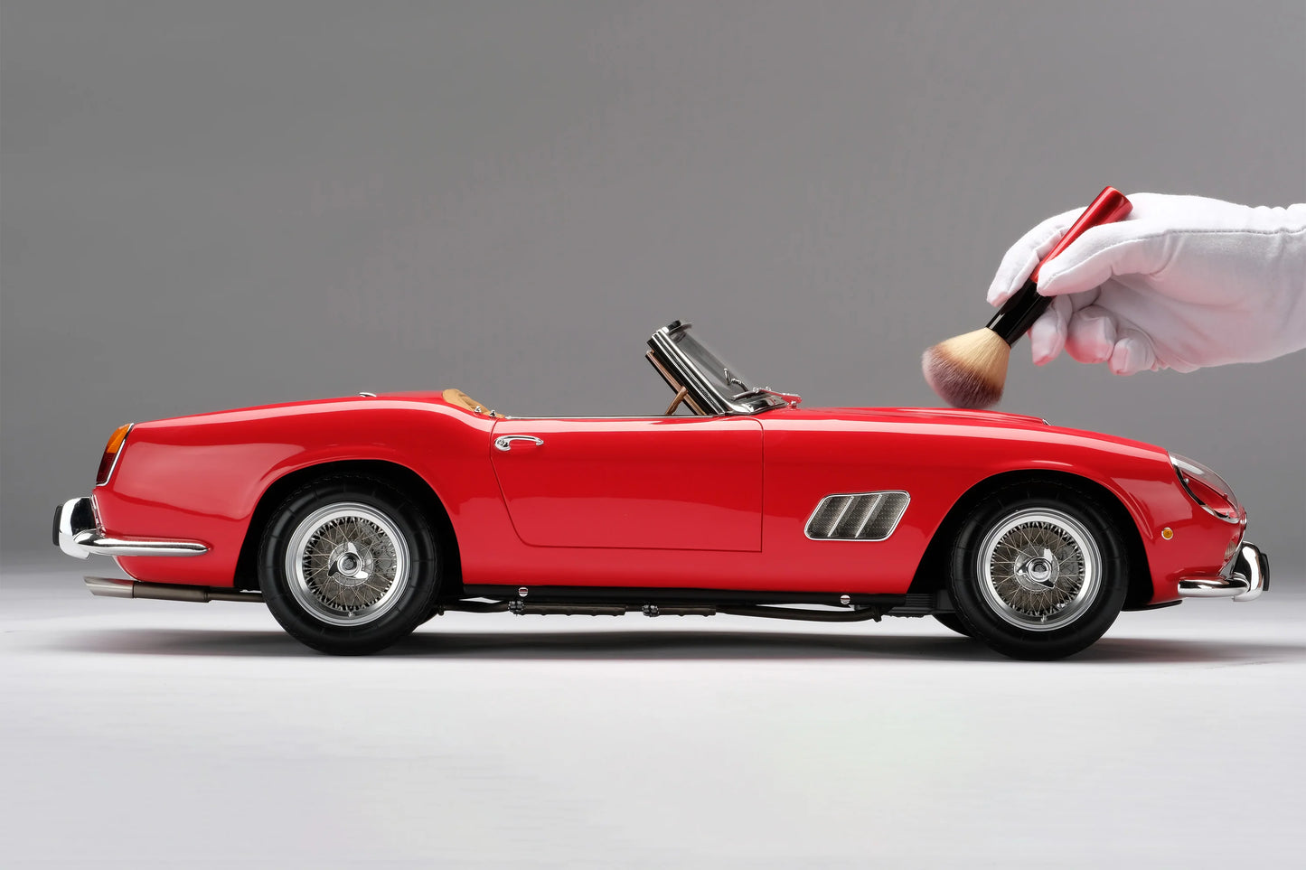 Amalgam Ferrari 250 GT California Spyder SWB (1960) | Limited Edition in Red 1:8