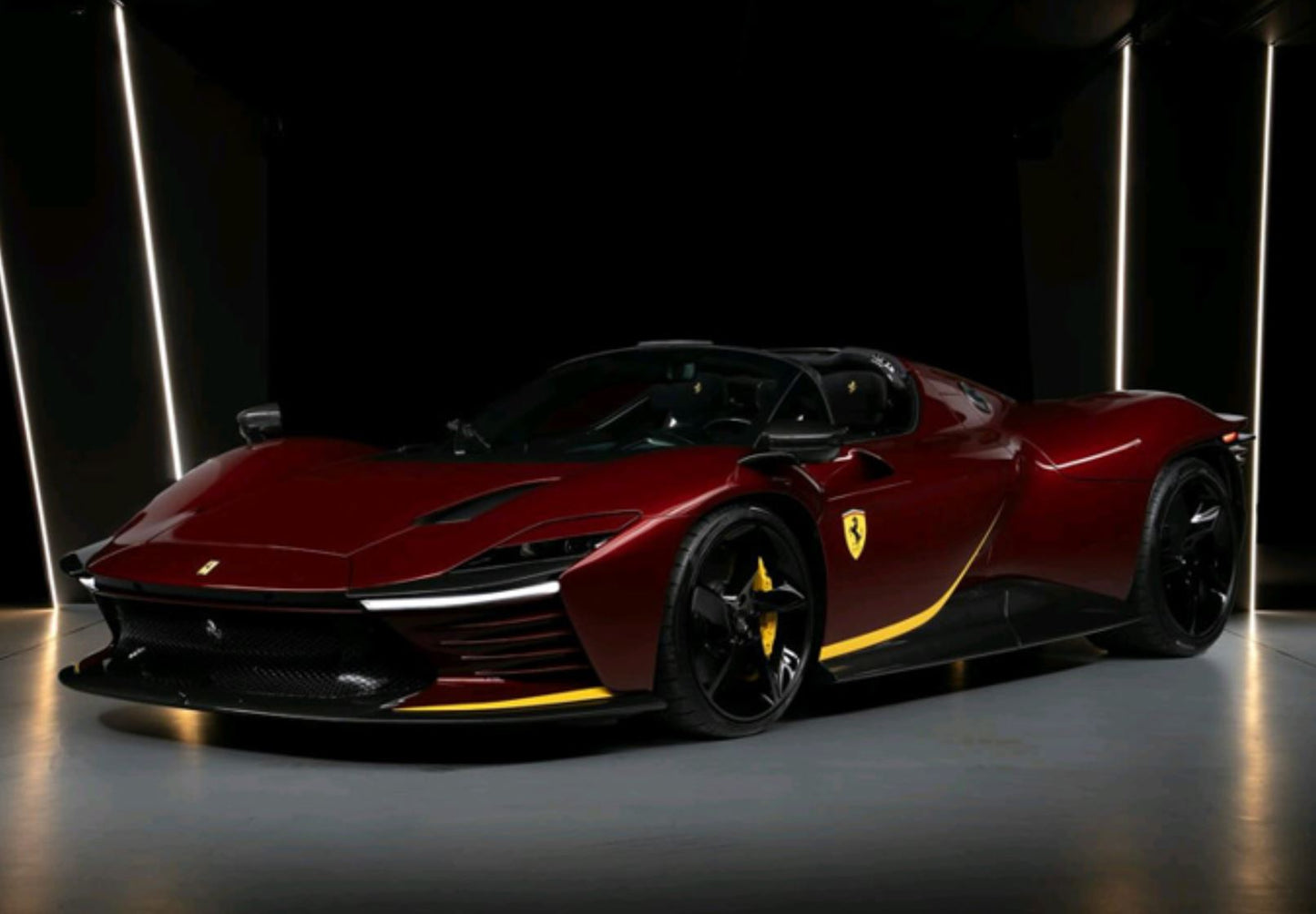 BBR *SPEDIZIONE INCLUSA* Ferrari SP3 Daytona tetto aperto Rosso Rubino 1/18 P18214TMM Pre-ordine