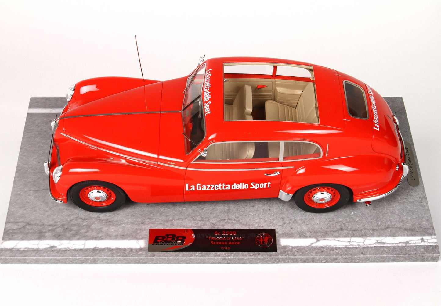 BBR Alfa Romeo Freccia d Oro Ammiraglia Giro d Italia 1/18 BBRC1812GI