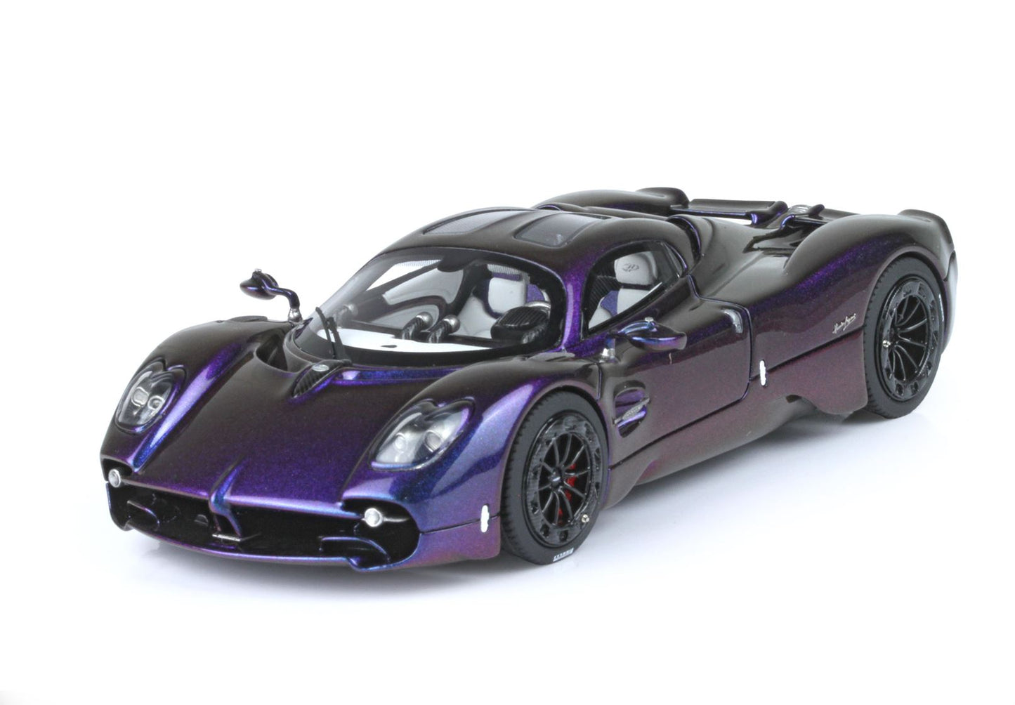 *Sold Out* BBR Pagani Utopia Chameleon and matt white interior BBRC274CHA 1/43