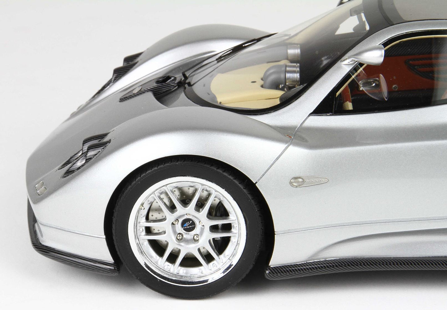 BBR Pagani ZONDA C12 001 1999 Silver 20th anniversary restoration 1/18 P18170A Pre-Order