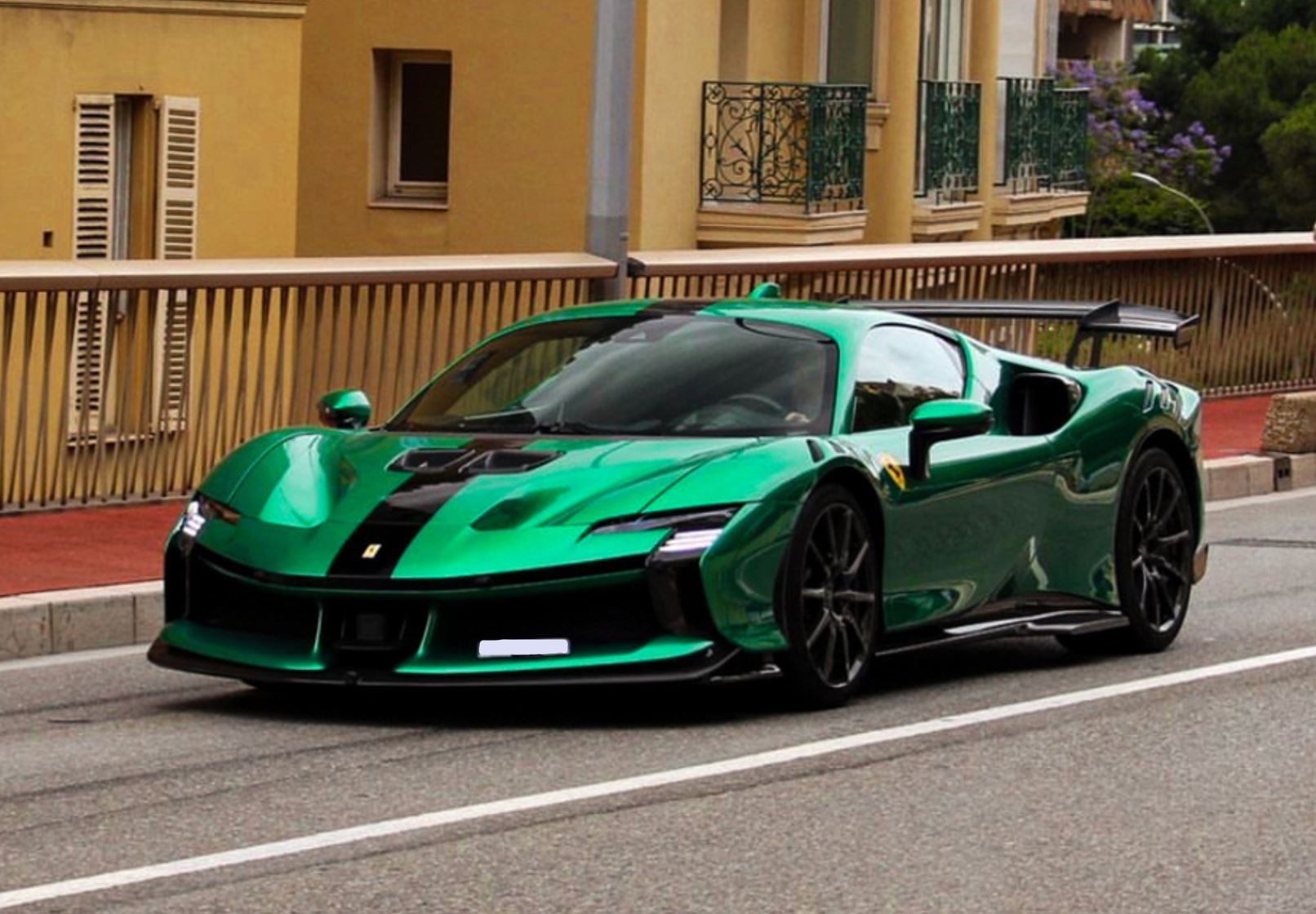 BBR 1/18 Ferrari SF90XX Green Jewel ケース付 BBR *POSTAGE INCLUDED* Ferrari SF90 XX Stradale Green jewel 1/18