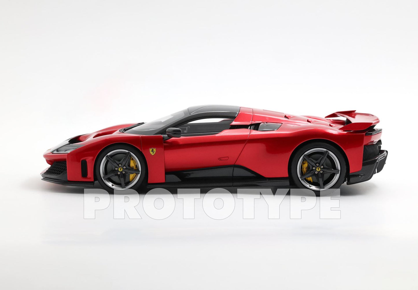 BBR *POSTAGE INCLUDED* Ferrari F80 carbon optional Rosso Supercar - bicolor wheels silver and carbon 1/18 P18253H Pre-Order