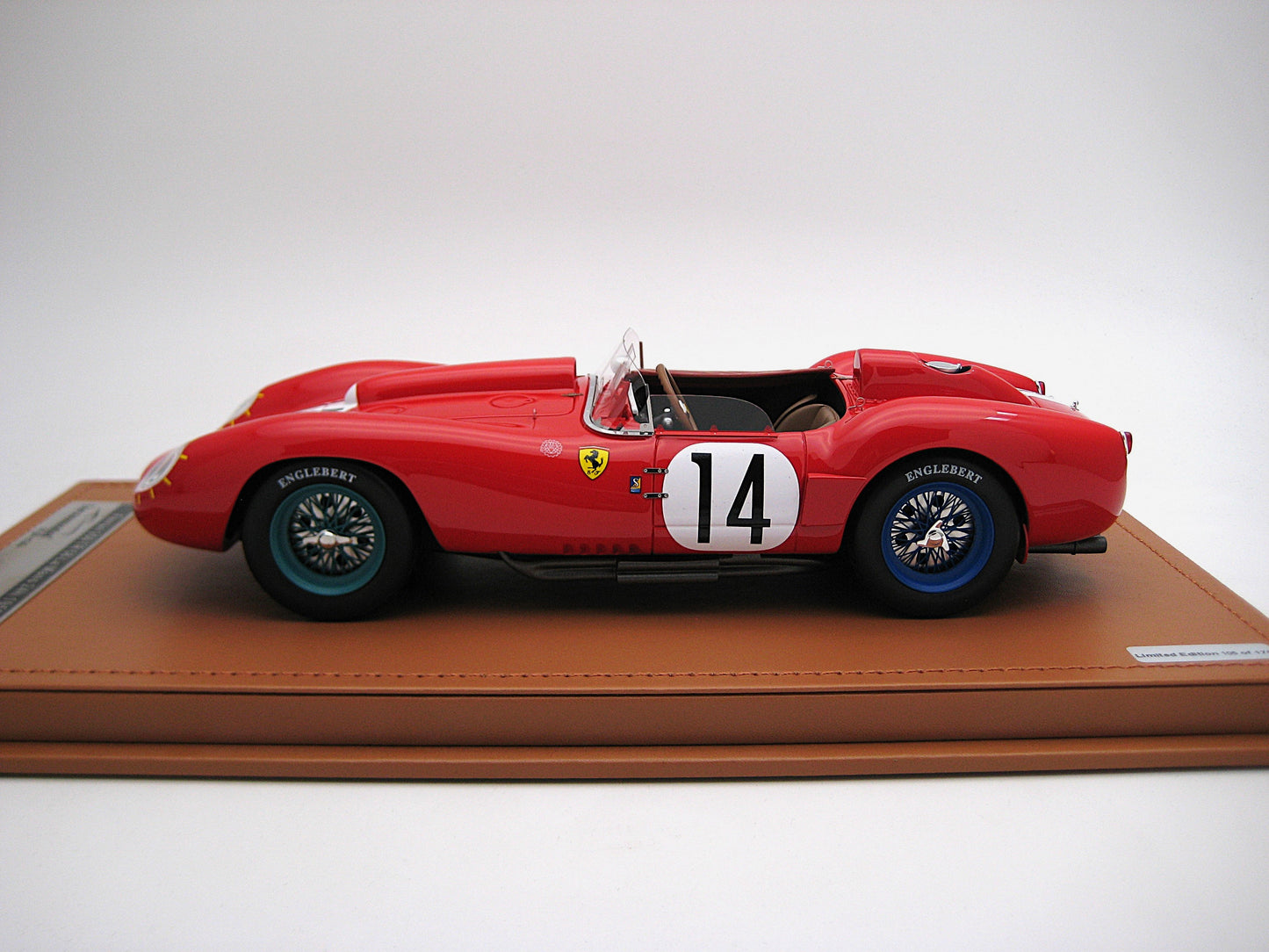 Tecnomodel TM18-260B Ferrari 250 TR 58 Le Mans 24h 1958  #14 Winner O.Gendebien - P.Hill 1/18