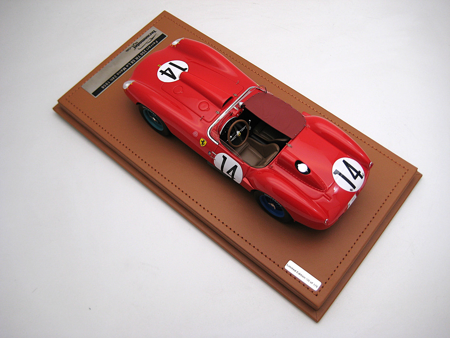 Tecnomodel TM18-260B Ferrari 250 TR 58 Le Mans 24h 1958  #14 Winner O.Gendebien - P.Hill 1/18