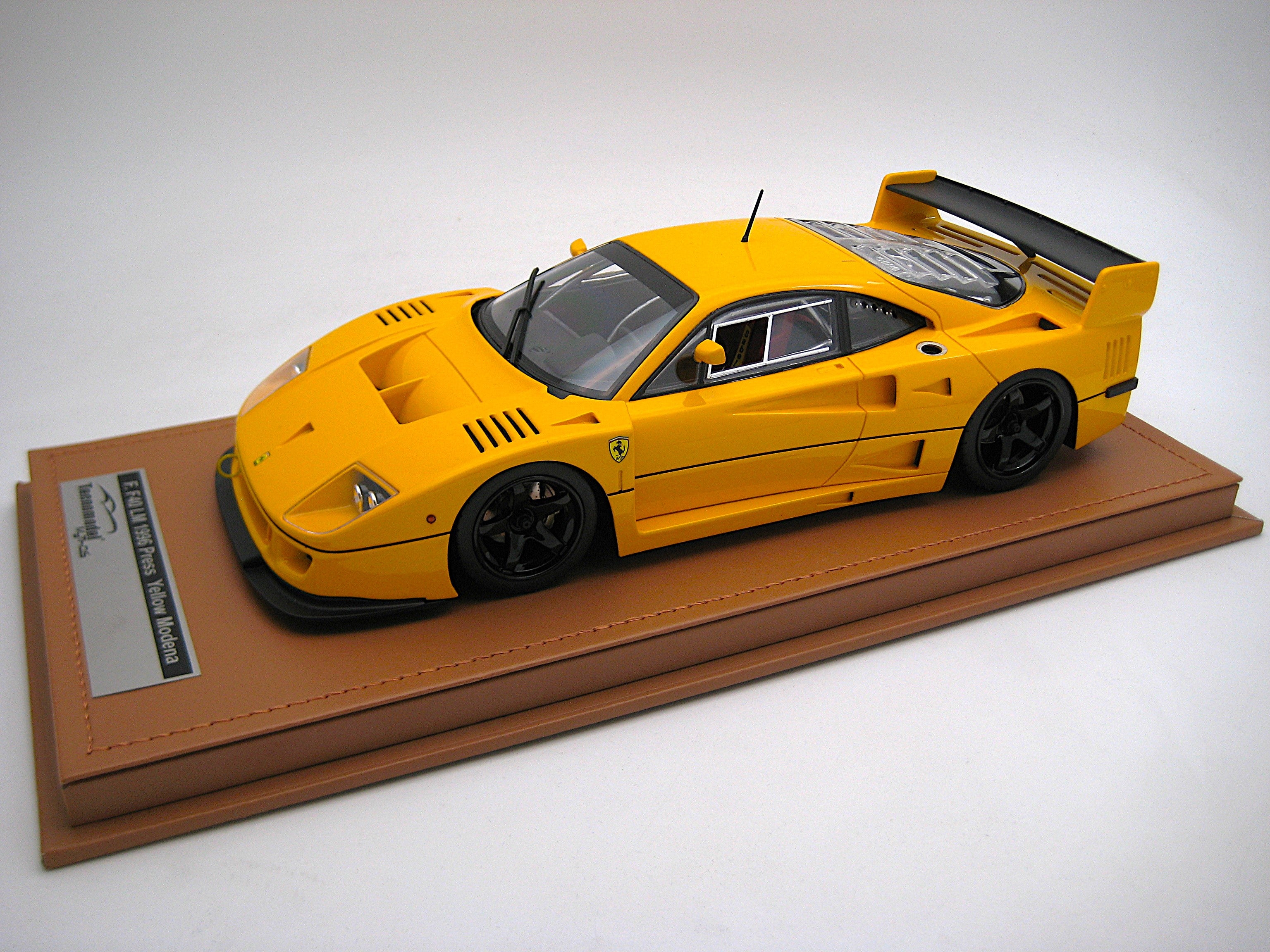 Tecnomodel *POSTAGE INCLUDED* Ferrari F40 LM 1996 Press version