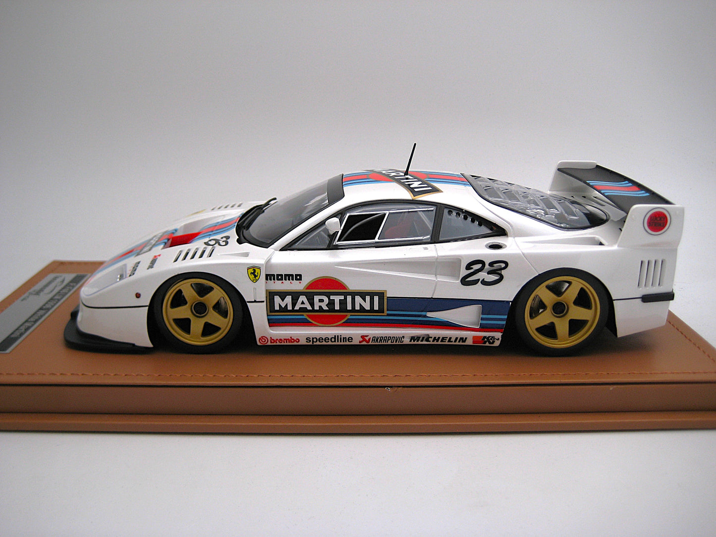 Tecnomodel TM18-286U Ferrari F40 LM 1996 White  Martini 5 Spoke Gold Rims 1/18