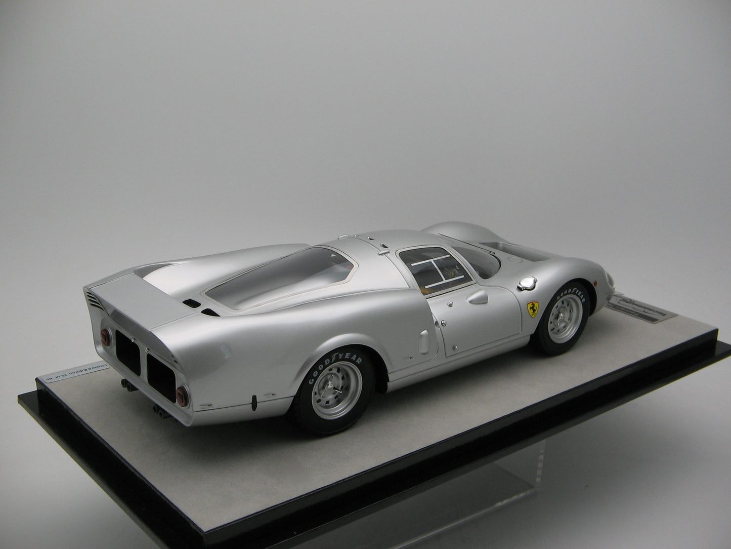 Tecnomodel TM18-255C Ferrari 365 P2/3 Drogo, press 1967 Aluminum Body Shell 1/18