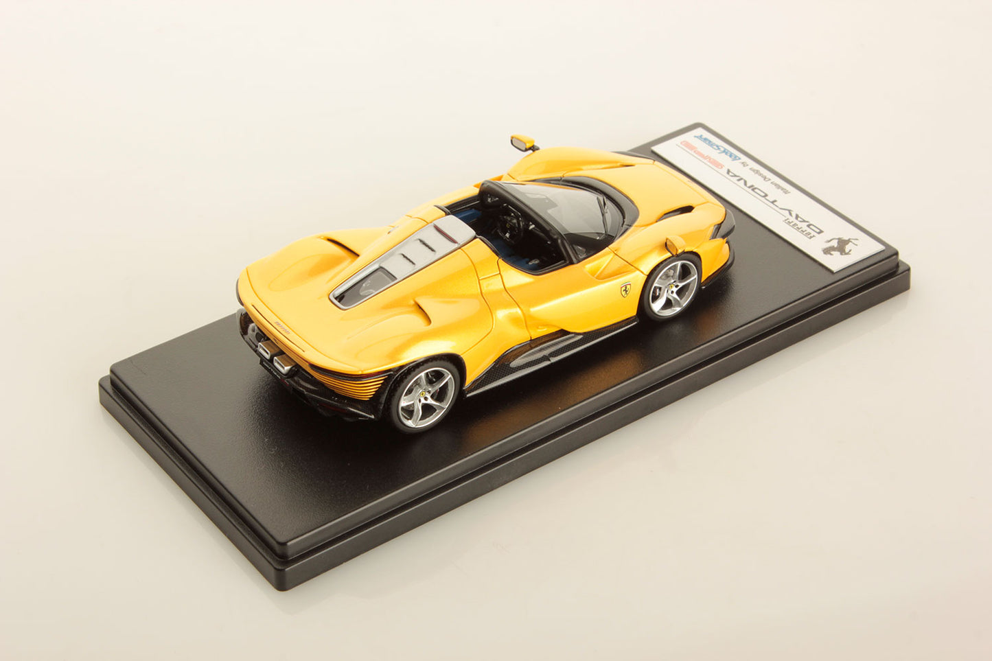 Looksmart LS535SPD Ferrari Daytona SP3 Open Roof 1:43