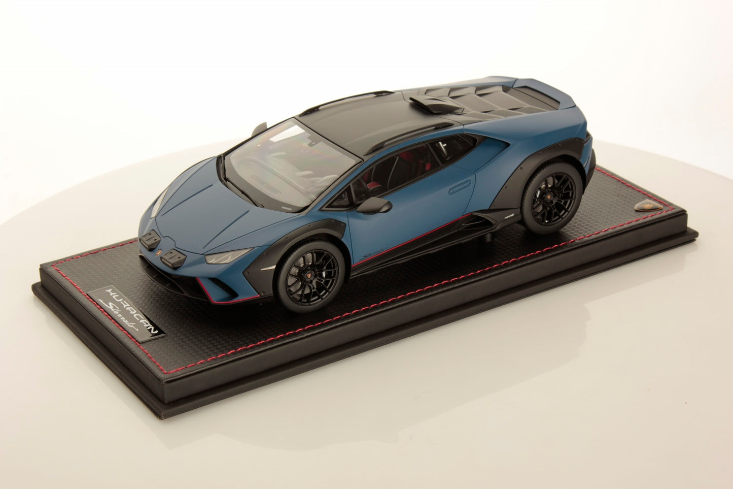 MR Collection Lamborghini Huracàn Sterrato 1:18 LAMBO057E Blu Grifo