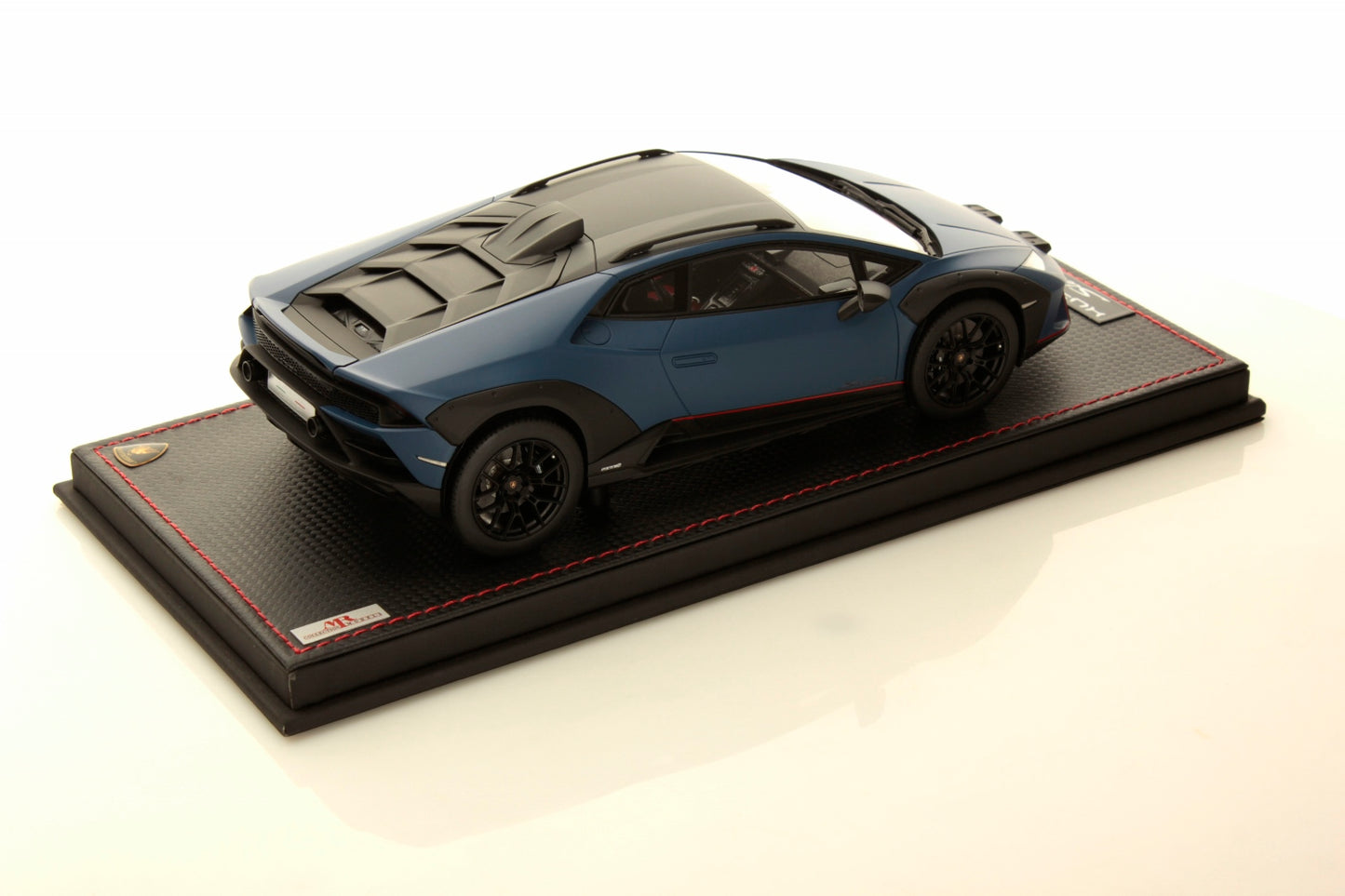 MR Collection Lamborghini Huracàn Sterrato 1:18 LAMBO057E Blu Grifo