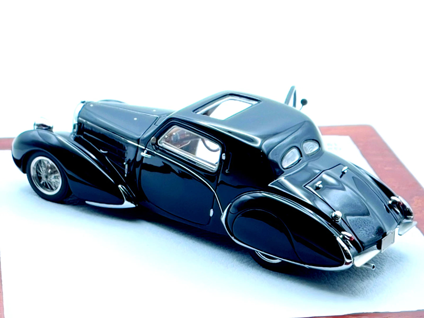 Ilario Chromes Bugatti Gangloff Coupe B57717 CHRO04 Black 1:43 Postage paid