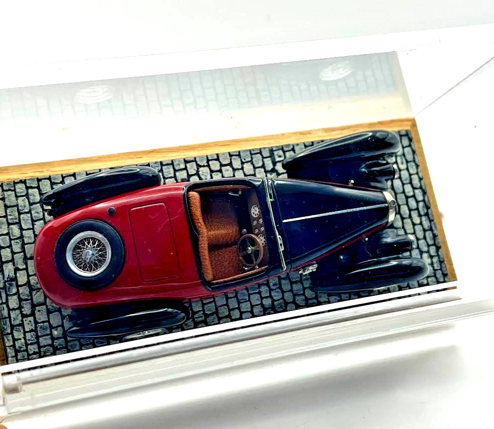 Heco 1937 Bugatti Type 57 Roadster by Gangloff 1/43 (incl. postage)
