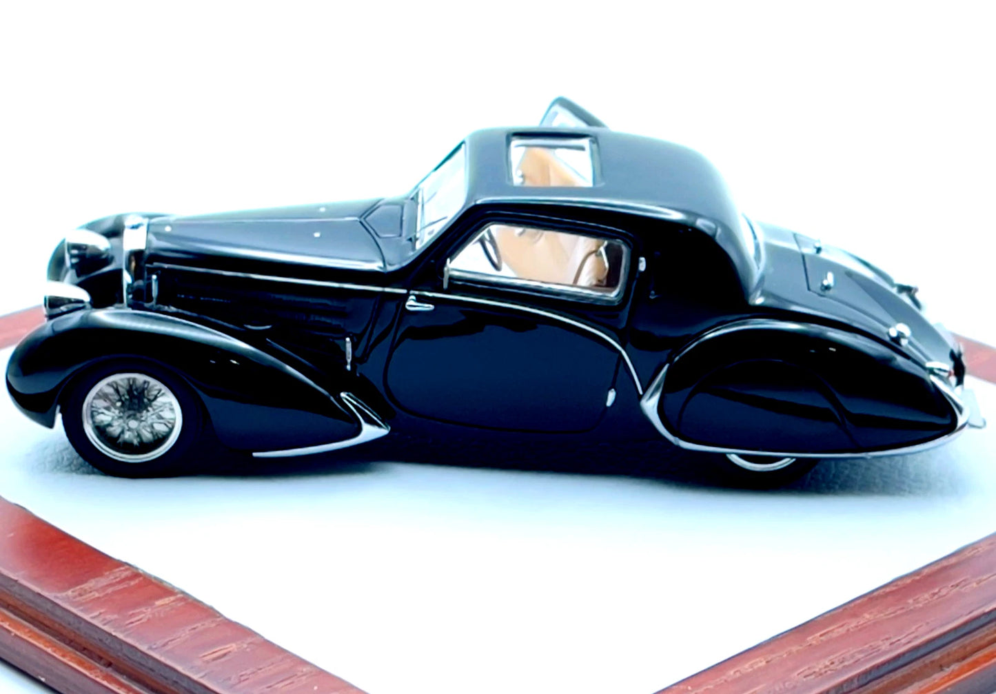 Ilario Chromes Bugatti Gangloff Coupe B57717 CHRO04 Black 1:43 Postage paid