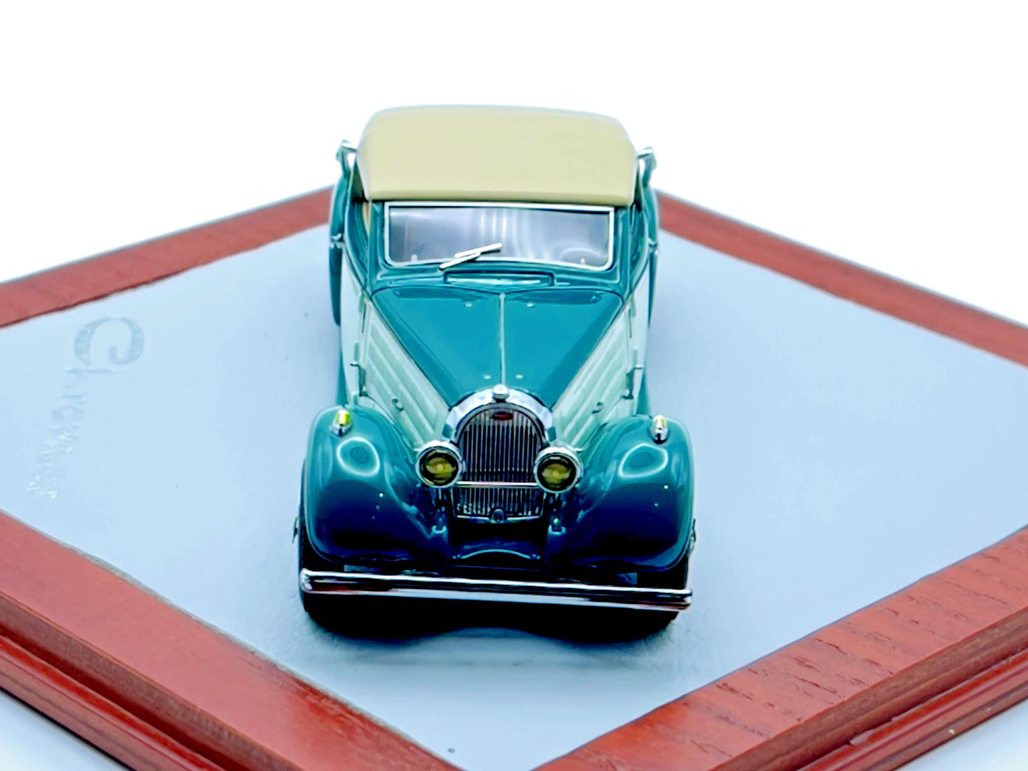 Ilario Chromes Bugatti Stelvio Gangloff B57740 1939 CHRO02 Postage paid